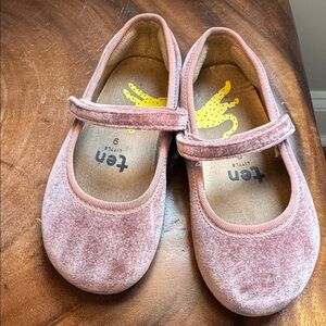 Charming Velvet Mary Jane Shoes for Kids
